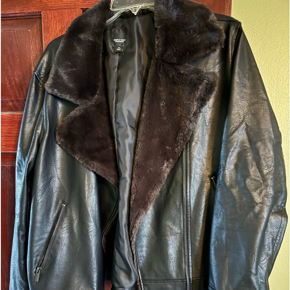 Simply Vera Wang jacket with faux fur collar